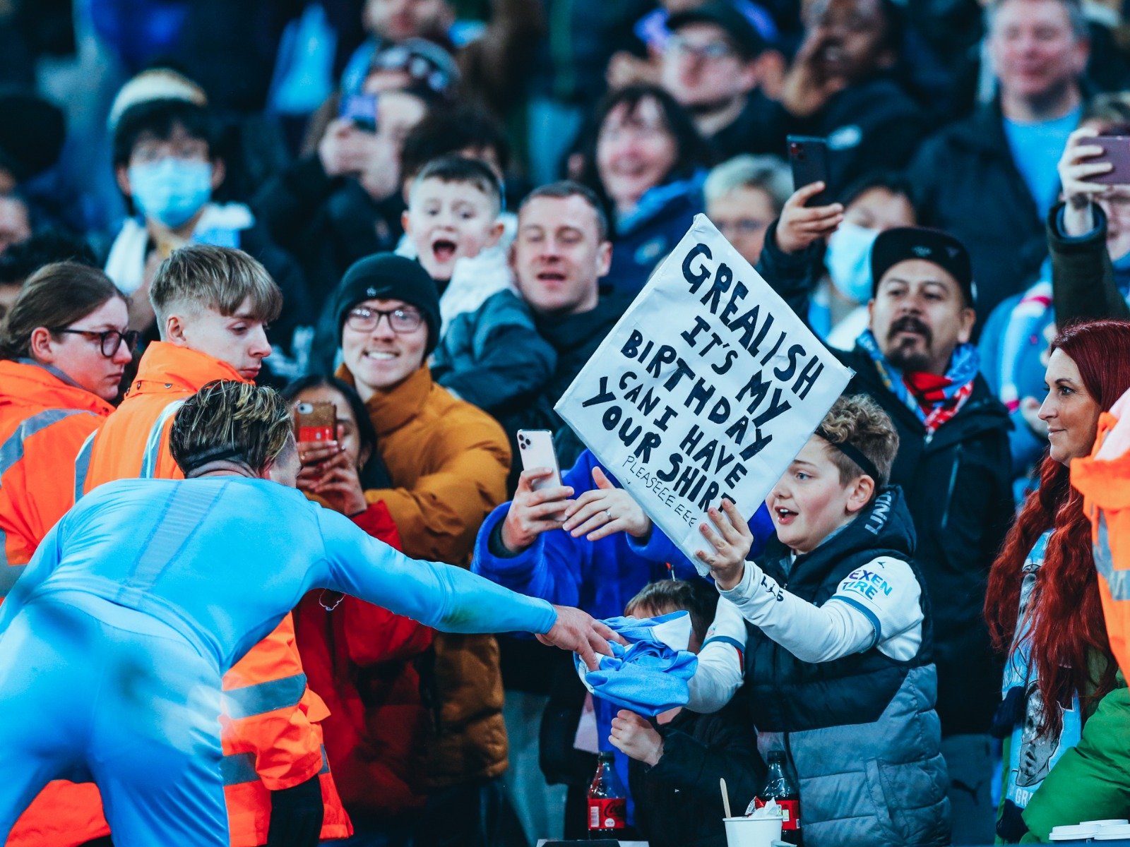 英超近期遭 英超近期遭